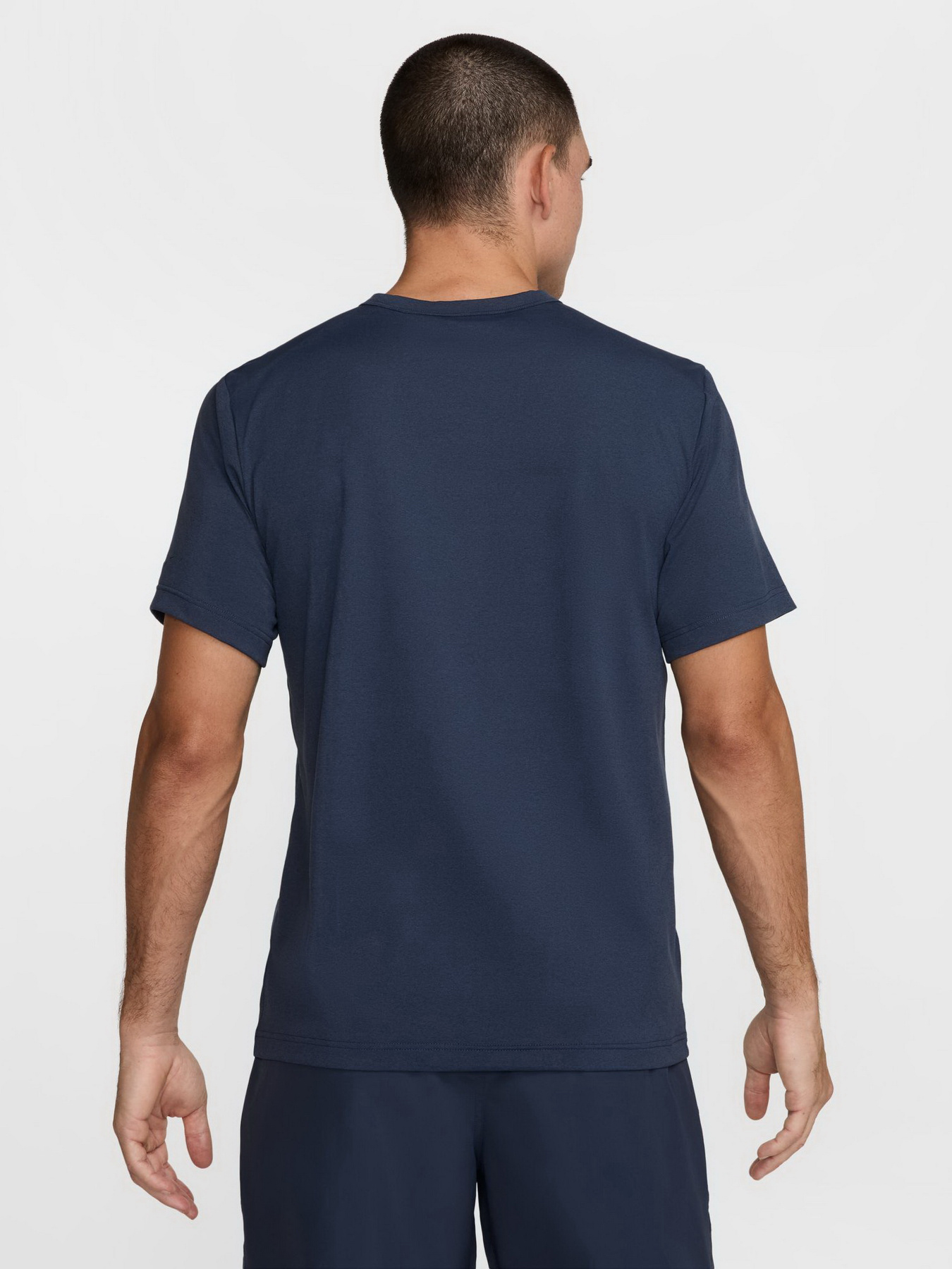 Футболка NIKE HYVERSE DRI-FIT модель HJ3074-437 Фото