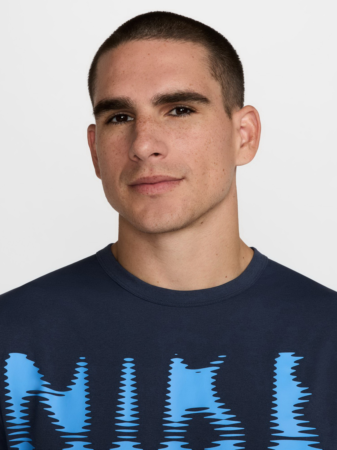 Футболка NIKE HYVERSE DRI-FIT модель HJ3074-437 Фото