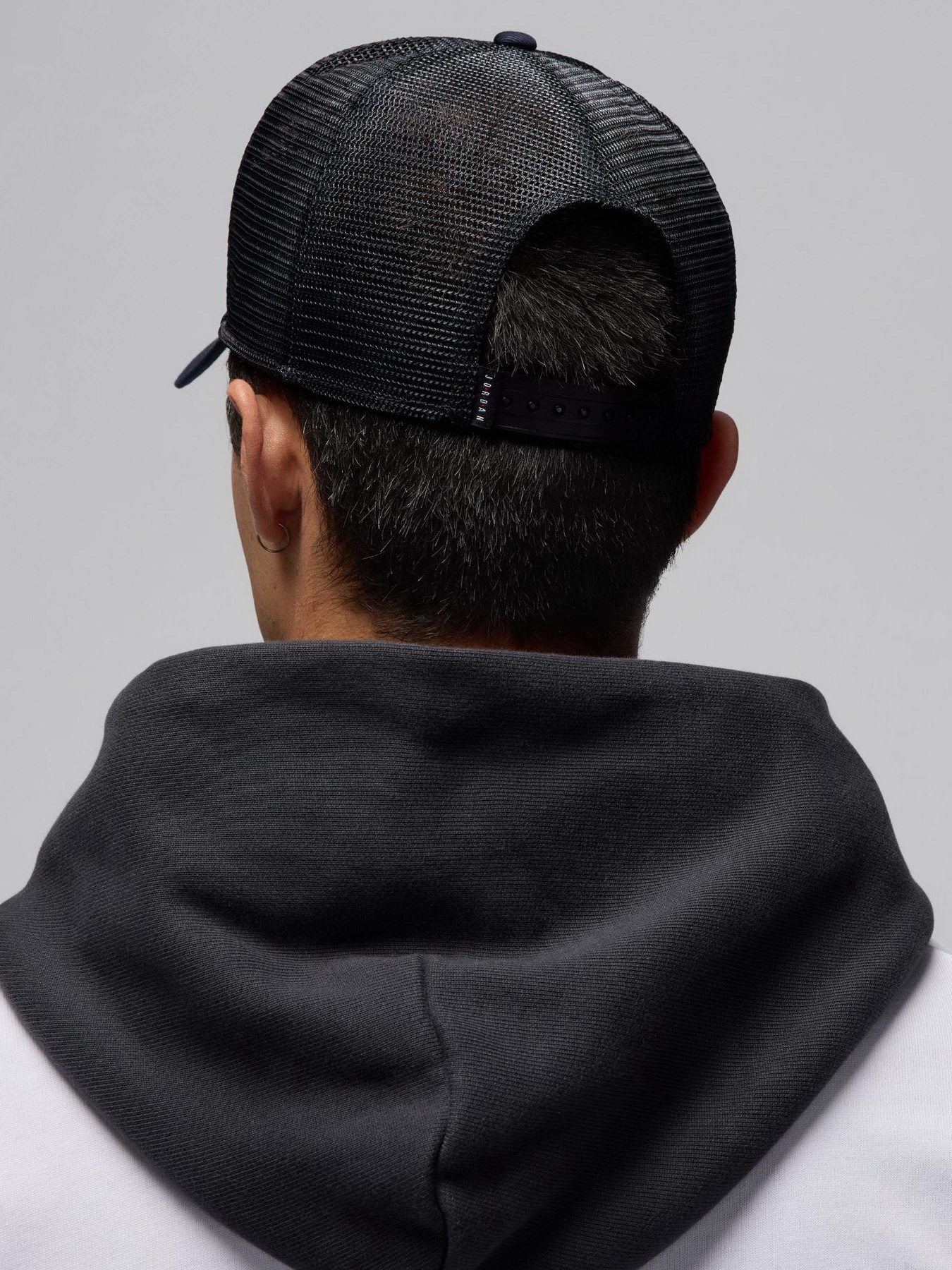 Кепка NIKE Jordan Rise Trucker Jumpman Patch модель FZ0774-010 Фото