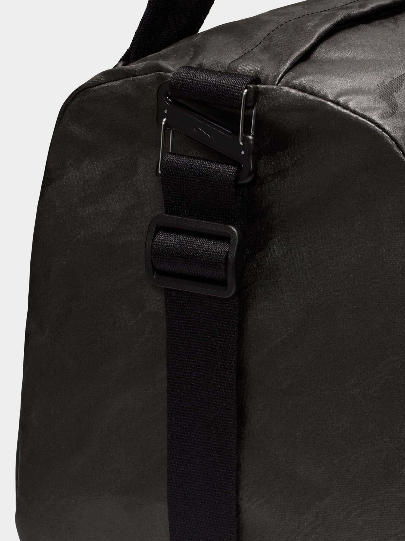 Дорожная сумка NIKE STORM-FIT ADV DUFFLE 38L модель FZ6367-010 Дорожная сумка NIKE STORM-FIT ADV DUFFLE 38L модель FZ6367-010 Фото