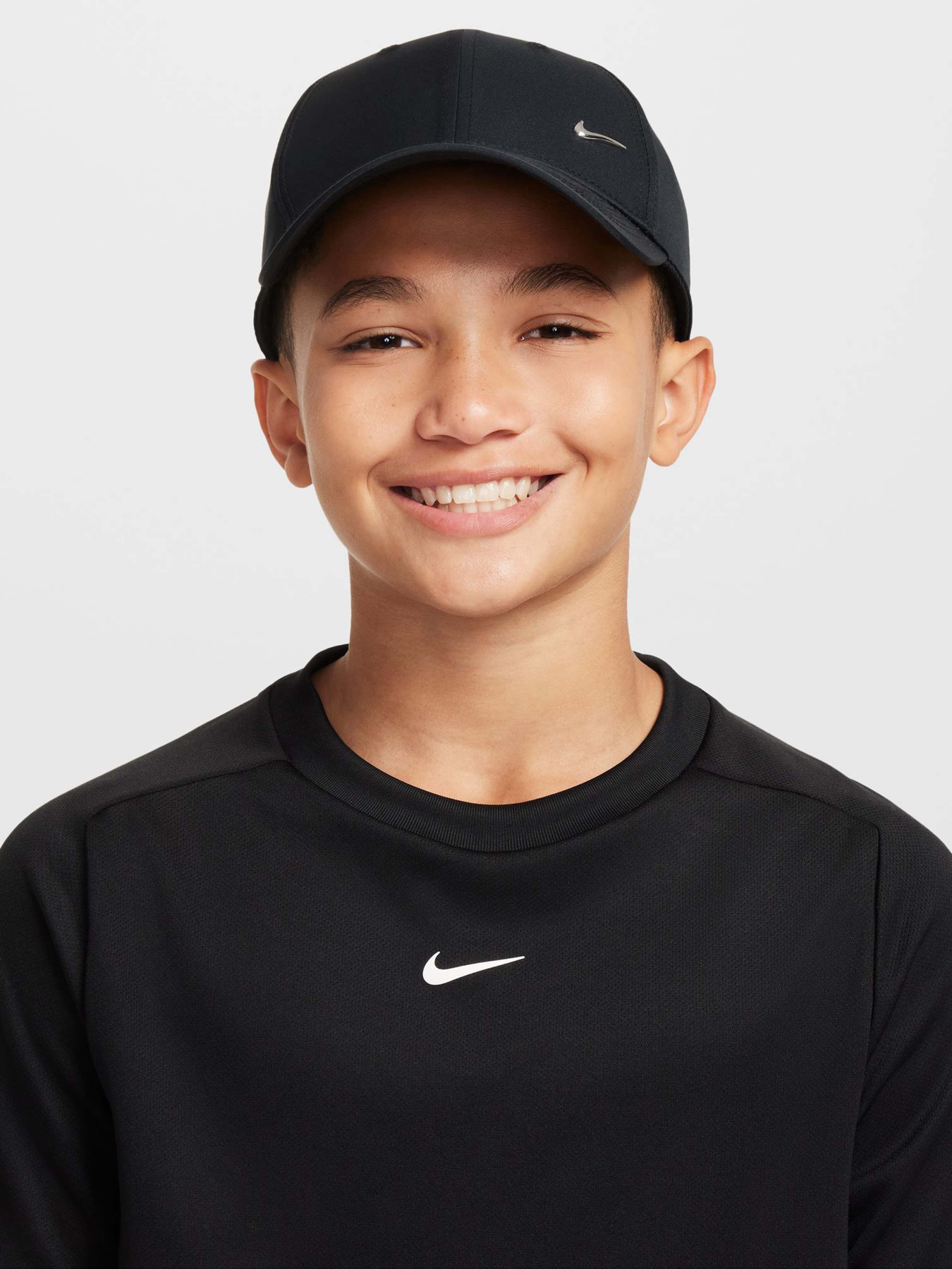 Кепка NIKE Dri-FIT Club модель HF7335-010 Фото