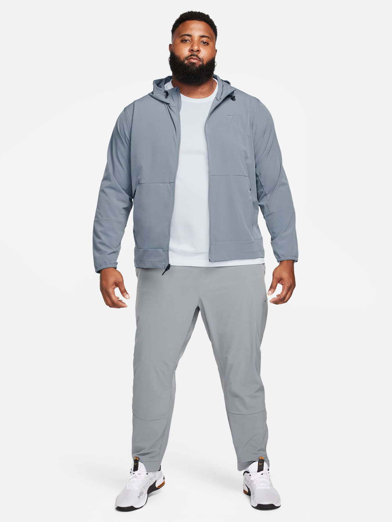 Вітровка NIKE Unlimited Water-Repellent Hooded Versatile модель FB7551-084 Фото