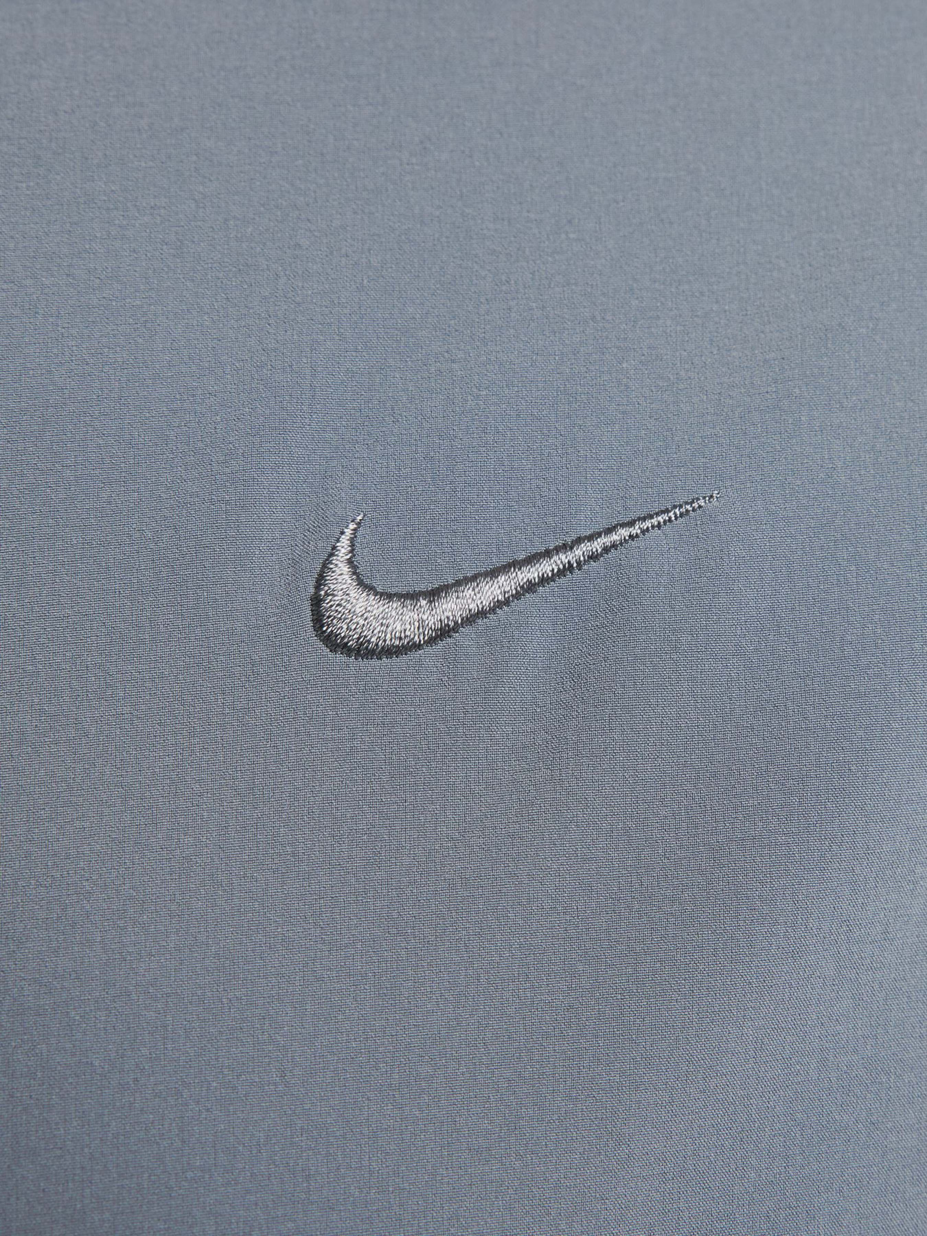 Ветровка NIKE UNLIMITED WATER-REPELLENT HOOD модель FB7551-084 Фото