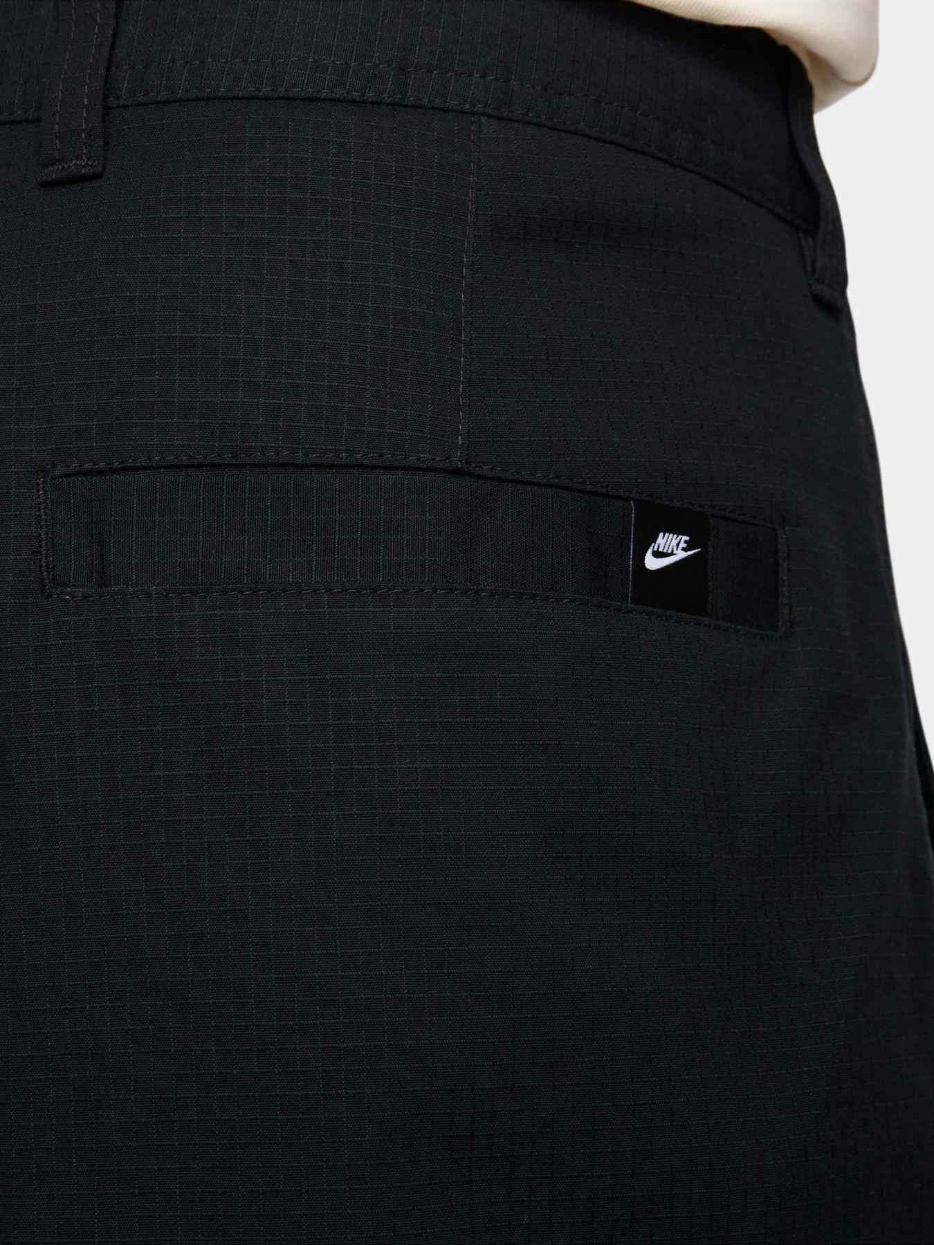 Повсякденні шорти NIKE CLUB WOVEN модель FN3517-010 Фото