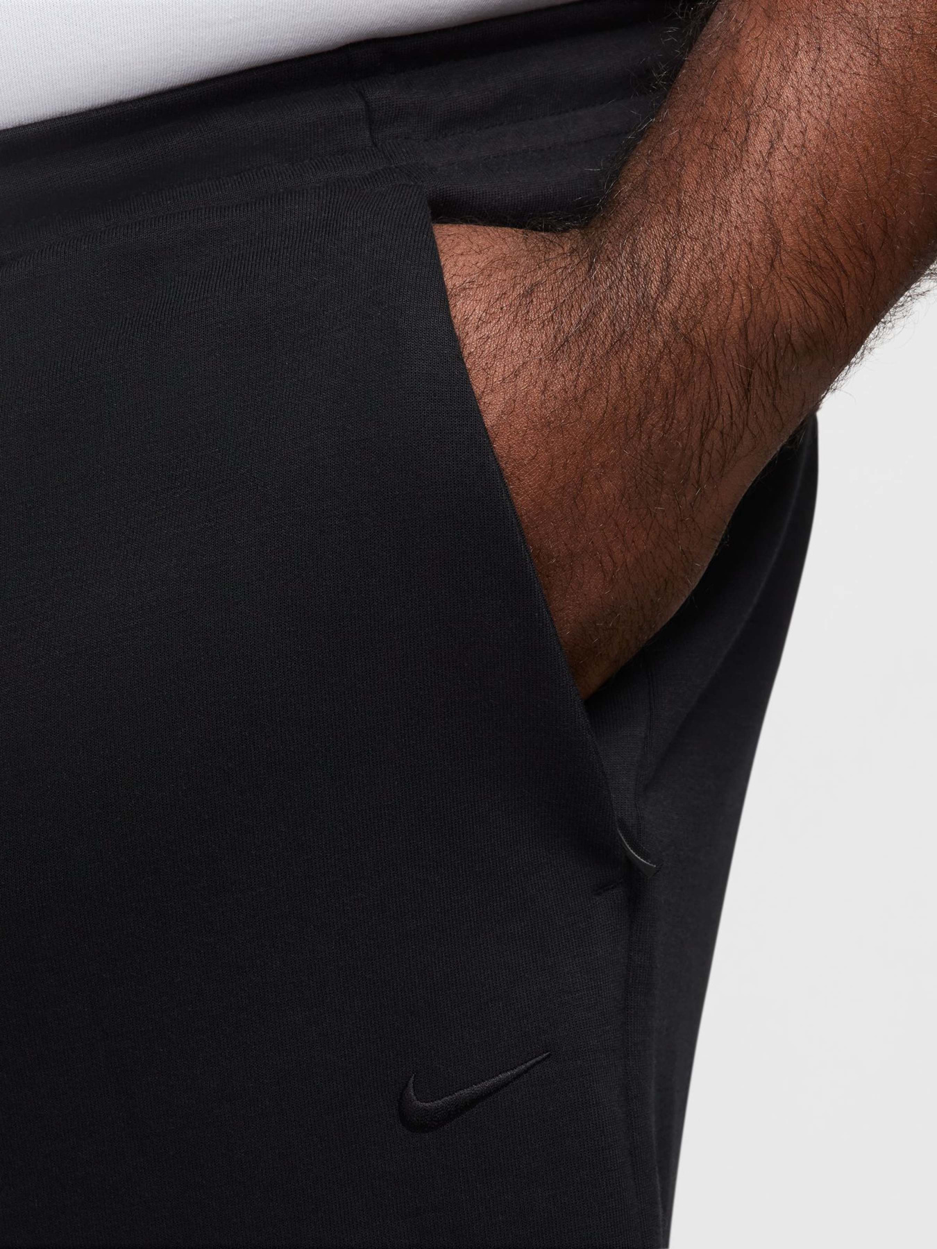 Повсякденні шорти NIKE DF PRIMERY модель FZ0961-010 Фото