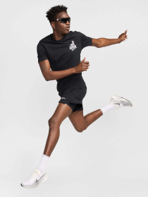 Футболка NIKE RUNNING модель HJ3617-010 Футболка NIKE RUNNING модель HJ3617-010 Фото