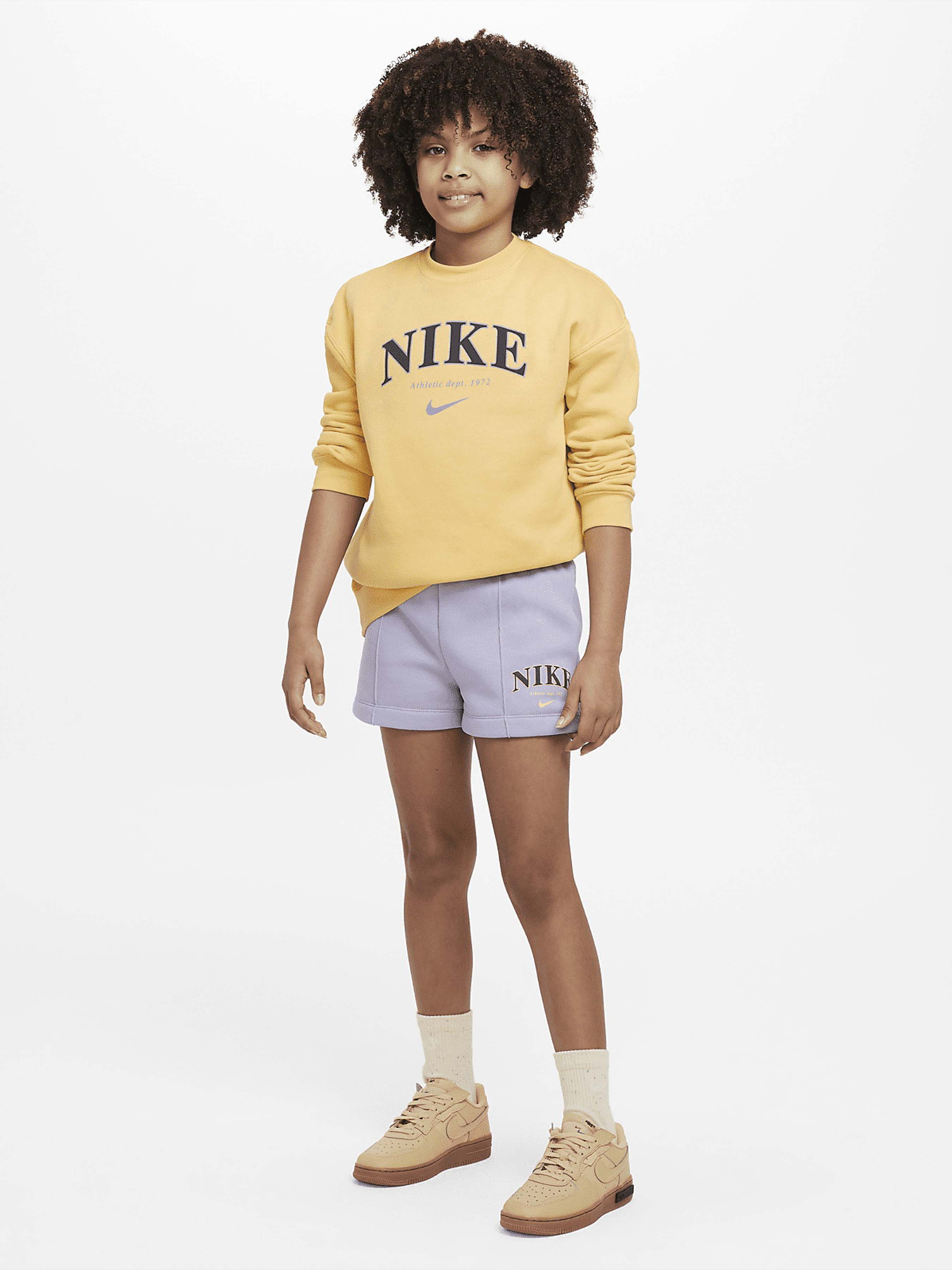 Спортивні шорти NIKE SPORTSWEAR модель FJ4911-519 Фото