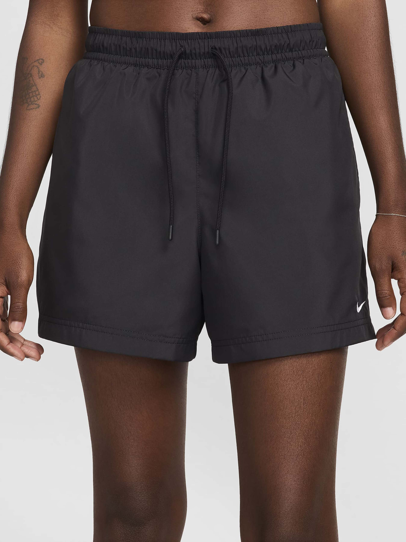 Шорты спортивные NIKE SPORTSWEAR CLASSIC WOVENS модель FV7557-010 Фото