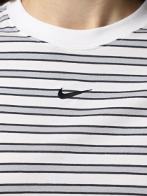 Футболка NIKE Sportswear Chill Knit модель HF9524-100 Фото