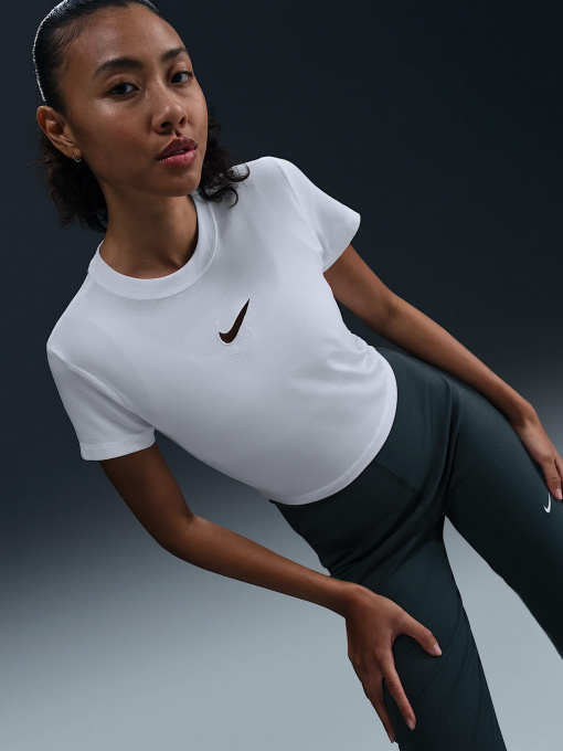 Футболка NIKE Sportswear Chill Knit модель HF9534-100 Фото