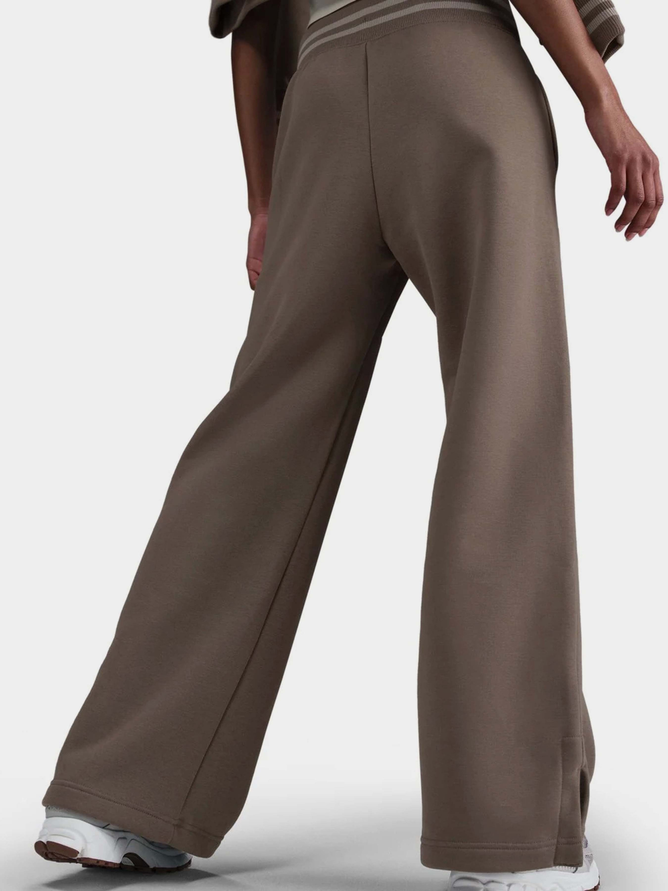 Штани повсякденні NIKE Sportswear Phoenix Fleece модель HJ0909-233 Фото