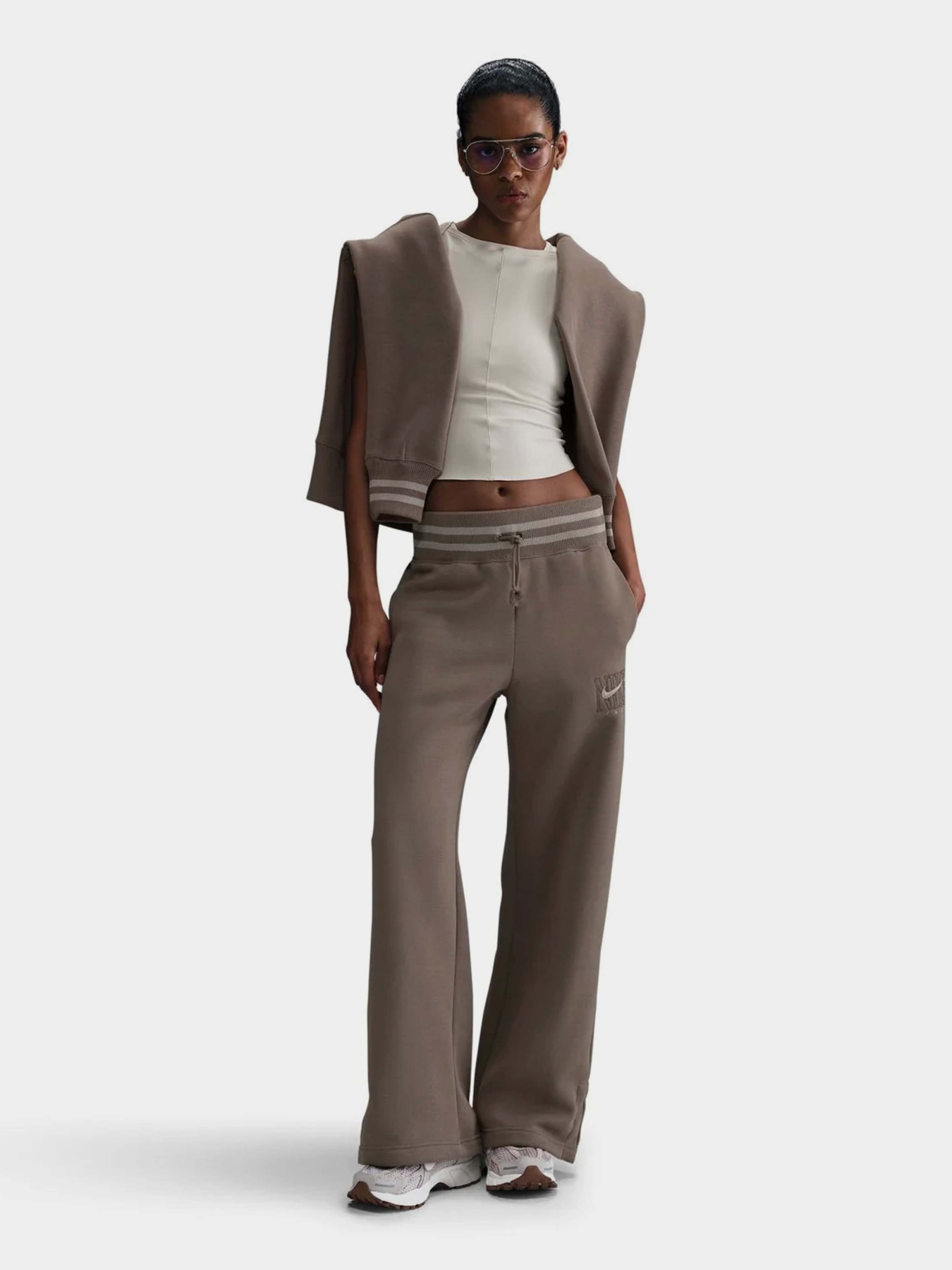 Штани повсякденні NIKE Sportswear Phoenix Fleece модель HJ0909-233 Фото