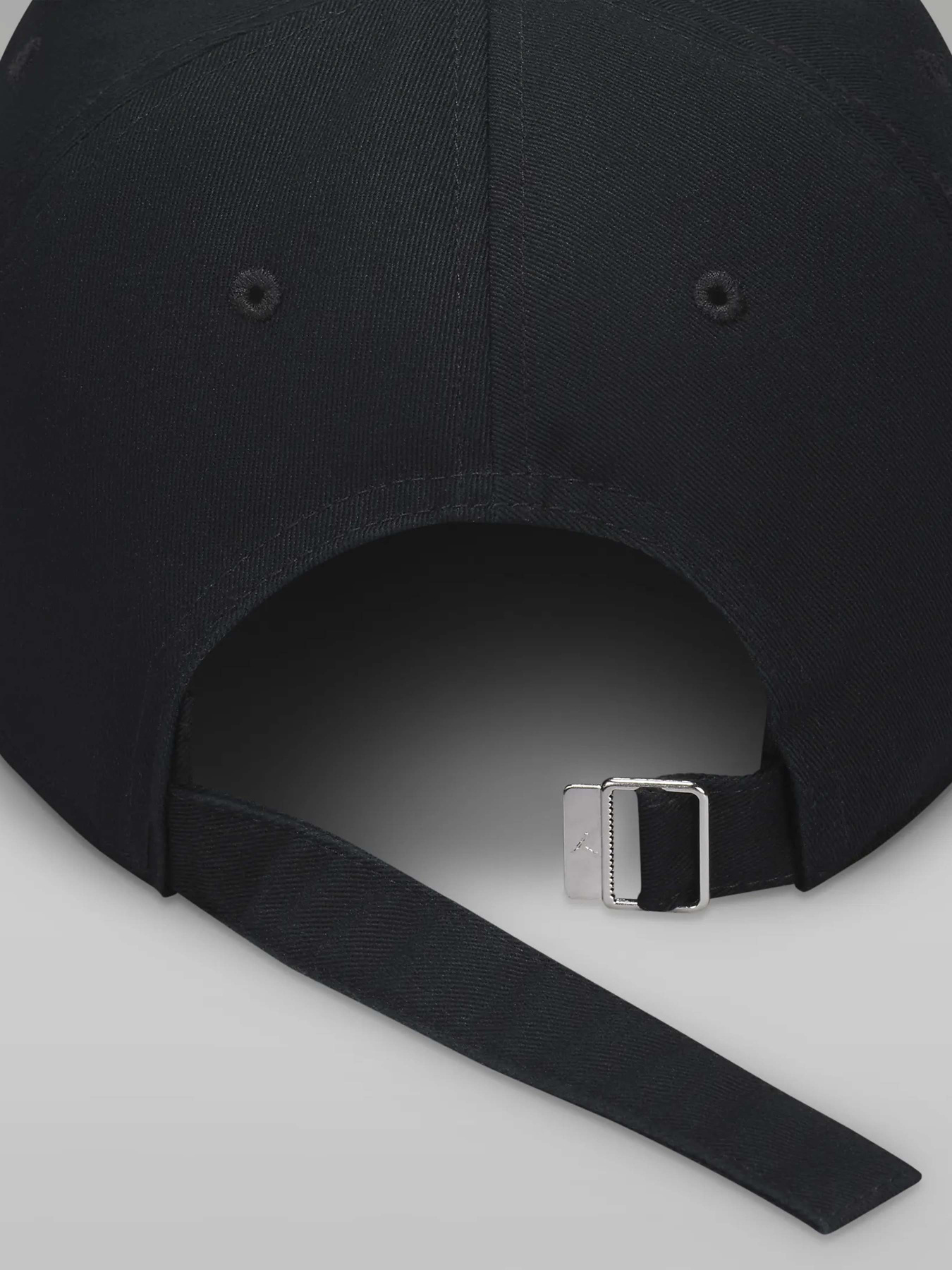 Кепка NIKE Jordan Club Adjustable модель FD5181-013 Фото