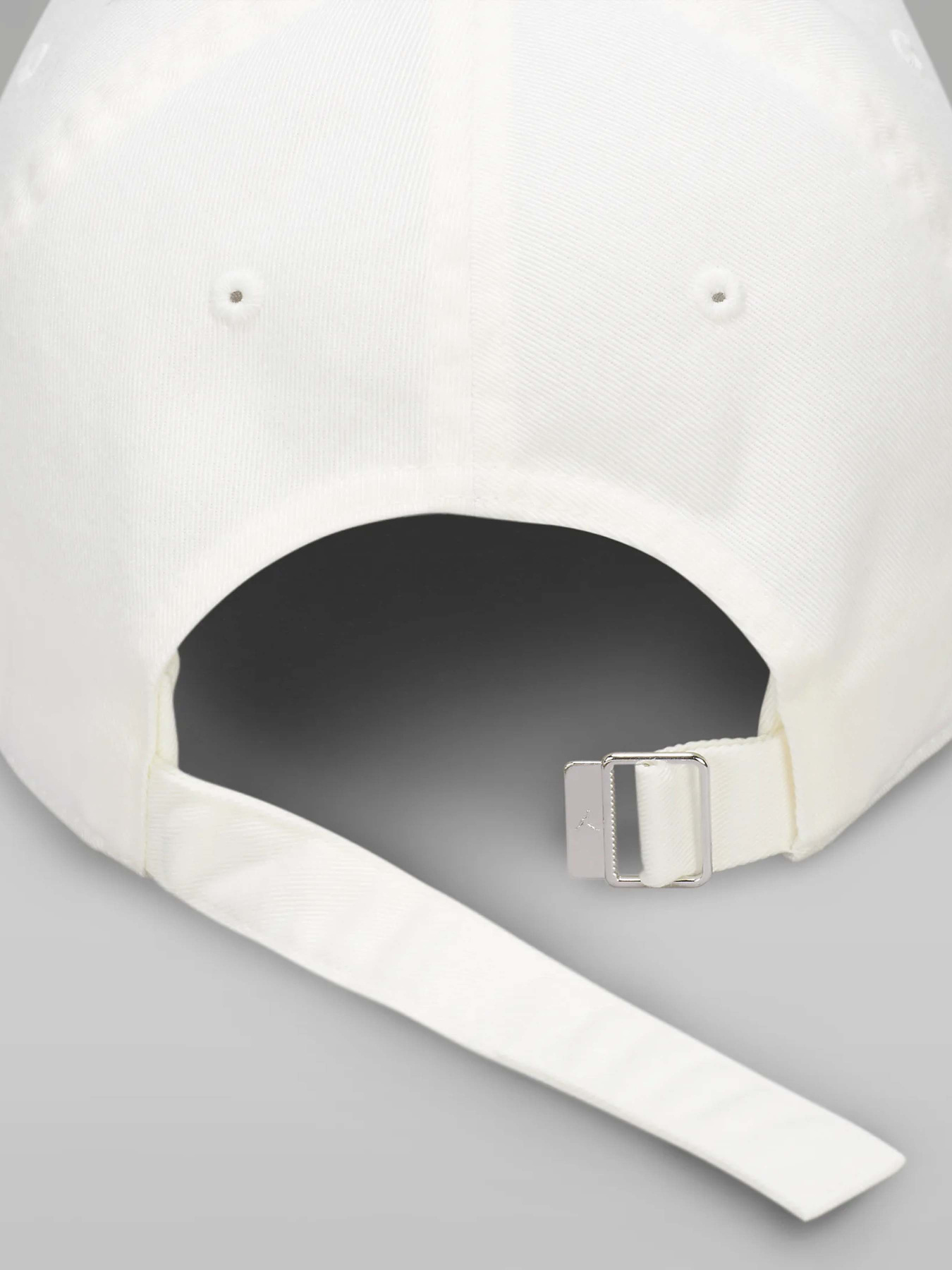 Кепка NIKE JORDAN CLUB модель FD5181-133 Кепка NIKE JORDAN CLUB модель FD5181-133 Фото