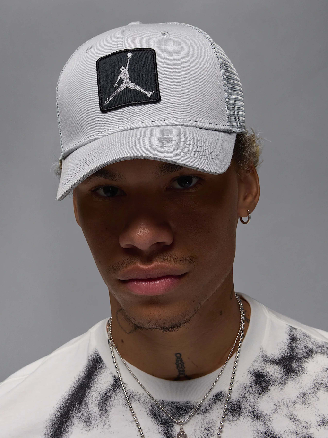 Кепка NIKE Jordan Rise Trucker Jumpman модель FZ0774-077 Фото