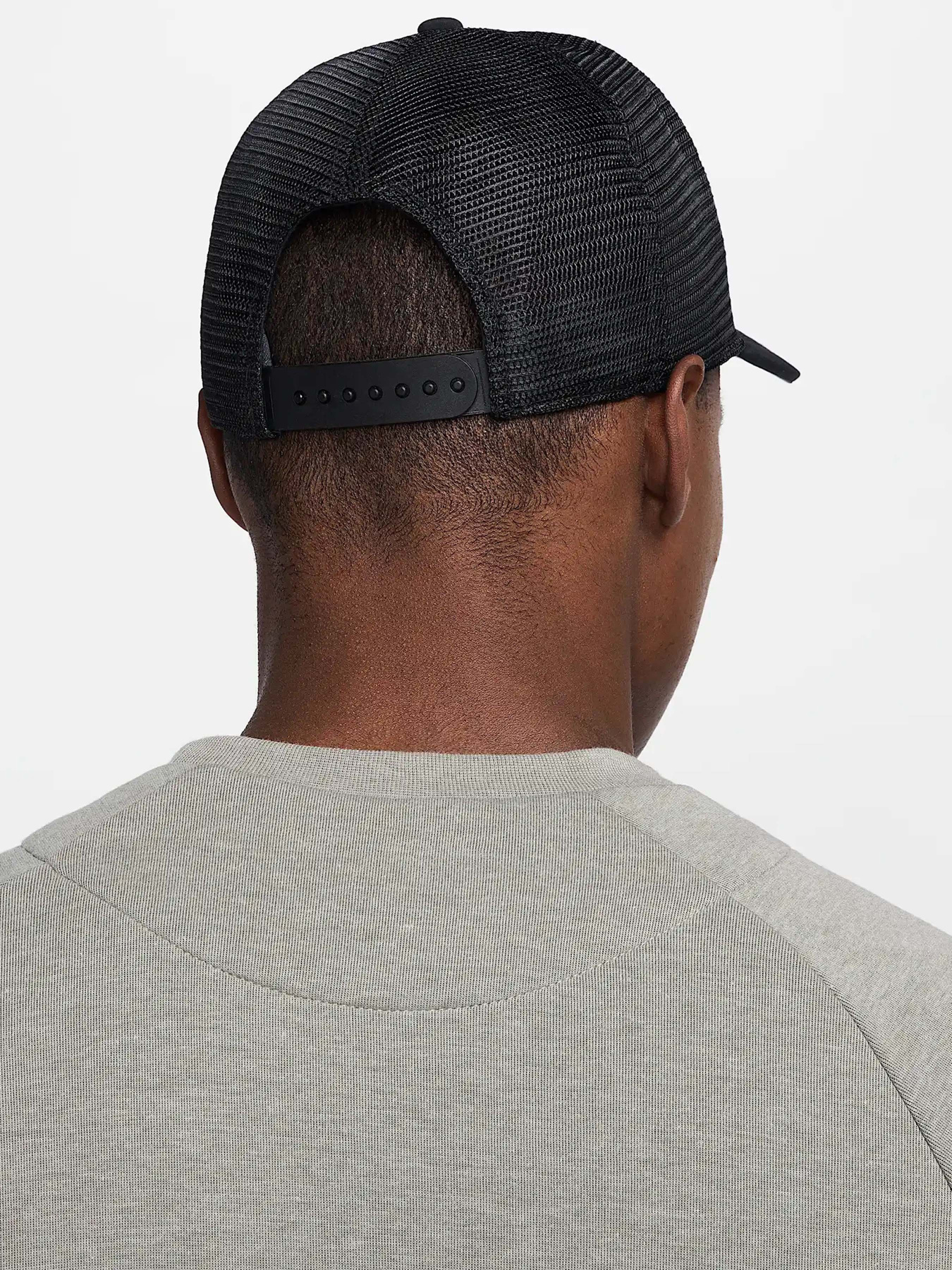 Кепка NIKE RISE DRI-FIT TRUCKER модель HJ7018-010 Кепка NIKE RISE DRI-FIT TRUCKER модель HJ7018-010 Фото