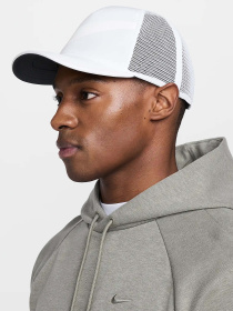 Кепка NIKE RISE DRI-FIT TRUCKER модель HJ7018-100 Кепка NIKE RISE DRI-FIT TRUCKER модель HJ7018-100 Фото