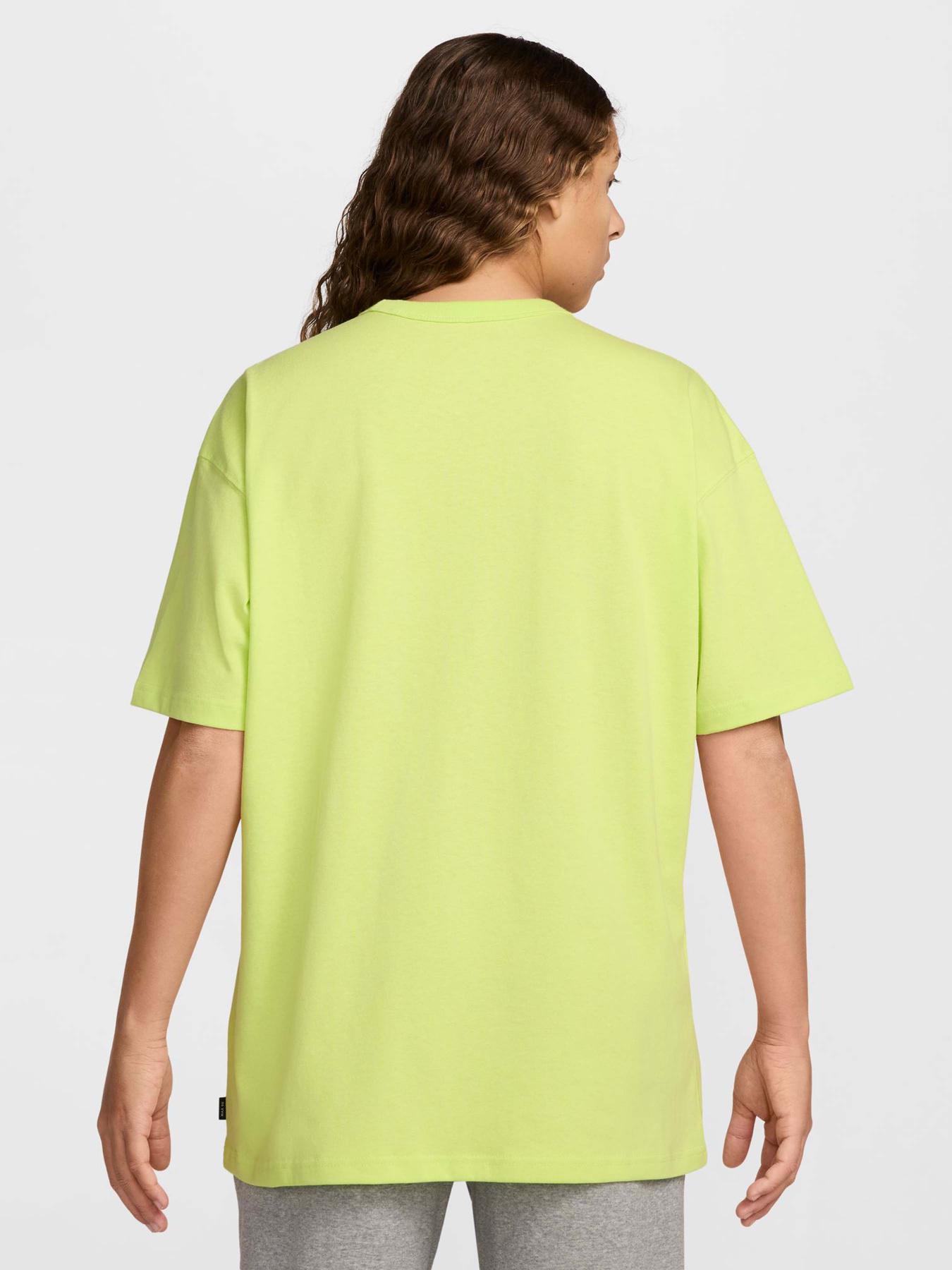 Футболка NIKE SPORTSWEAR PREMIUM ESSENTIALS модель DO7392-736 Фото