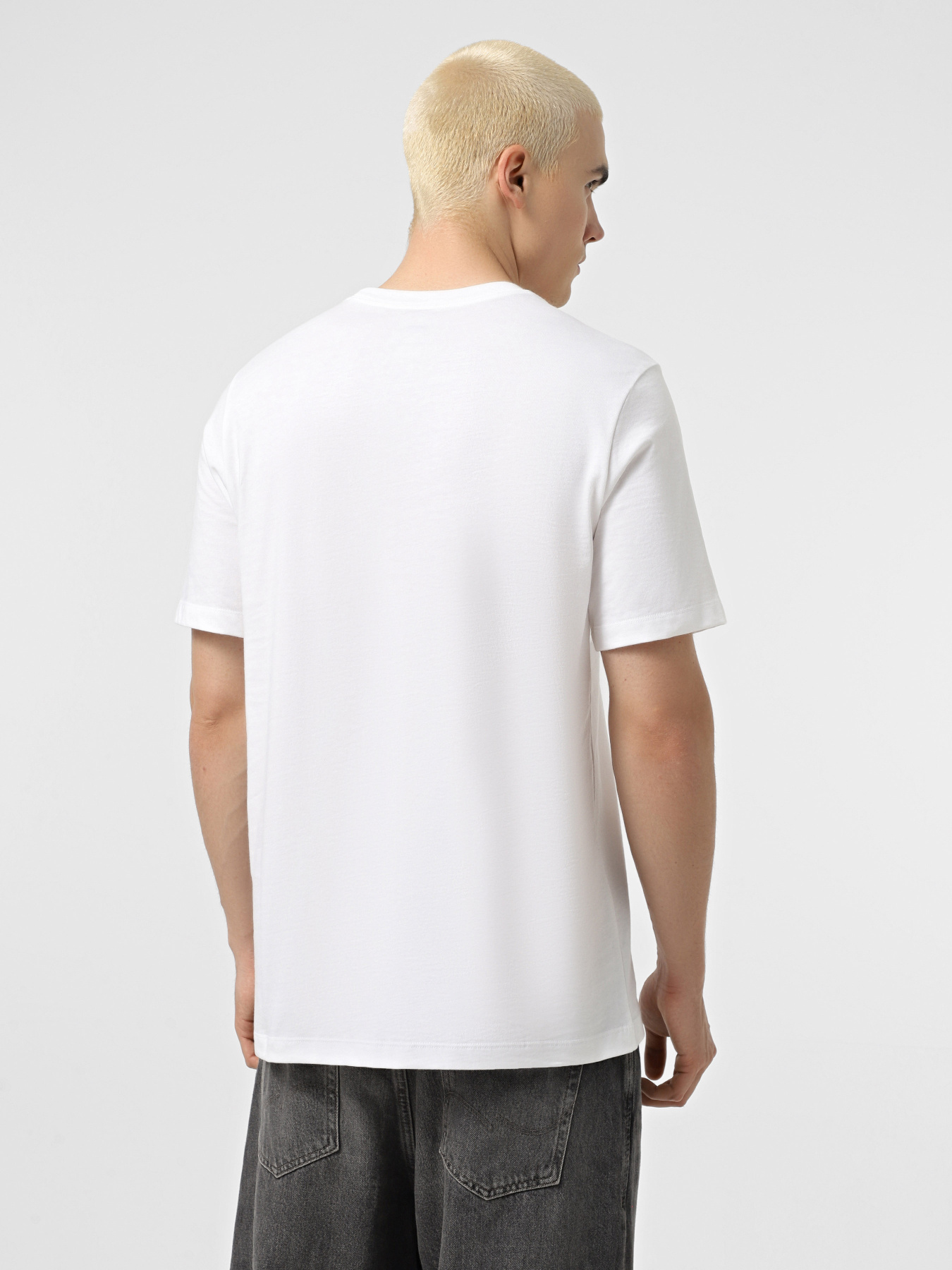 Футболка NIKE SPORTSWEAR модель HJ0760-100 Фото