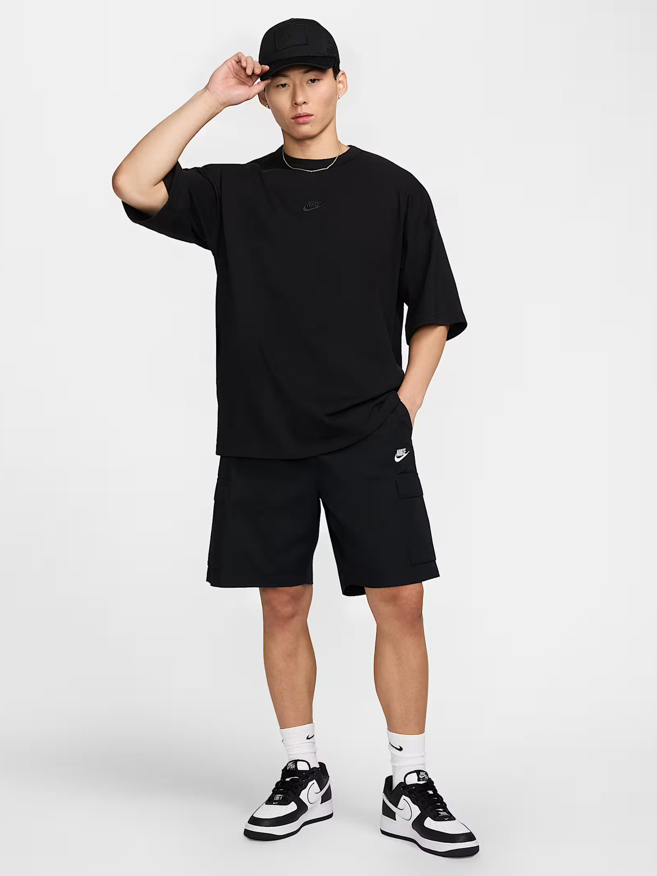 Футболка NIKE SPORTSWEAR PREMIUM ESSENTIALS модель HF9606-010 Футболка NIKE SPORTSWEAR PREMIUM ESSENTIALS модель HF9606-010 Фото