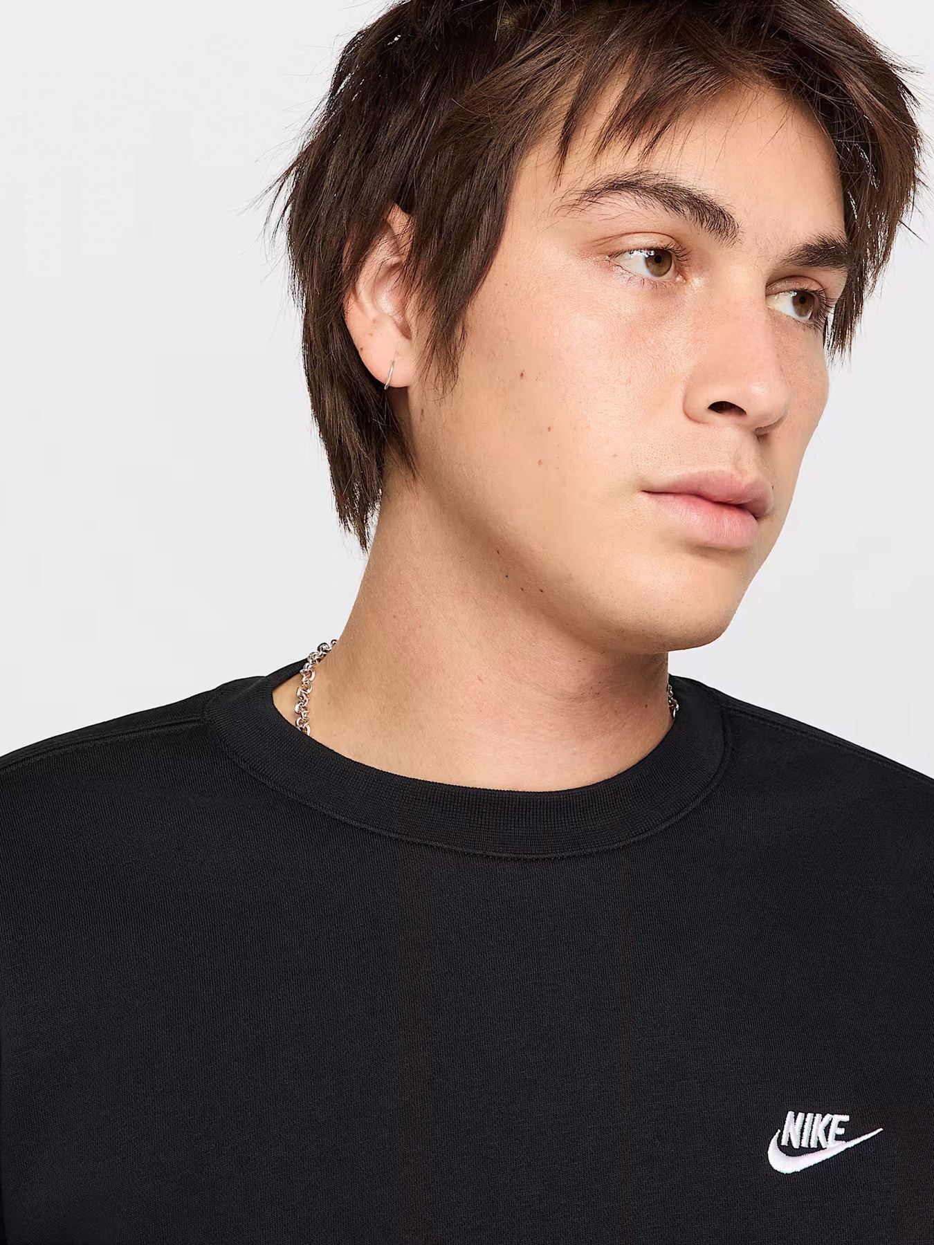 Свитшот NIKE Club Men's Fleece Crew модель FN3886-010 Фото