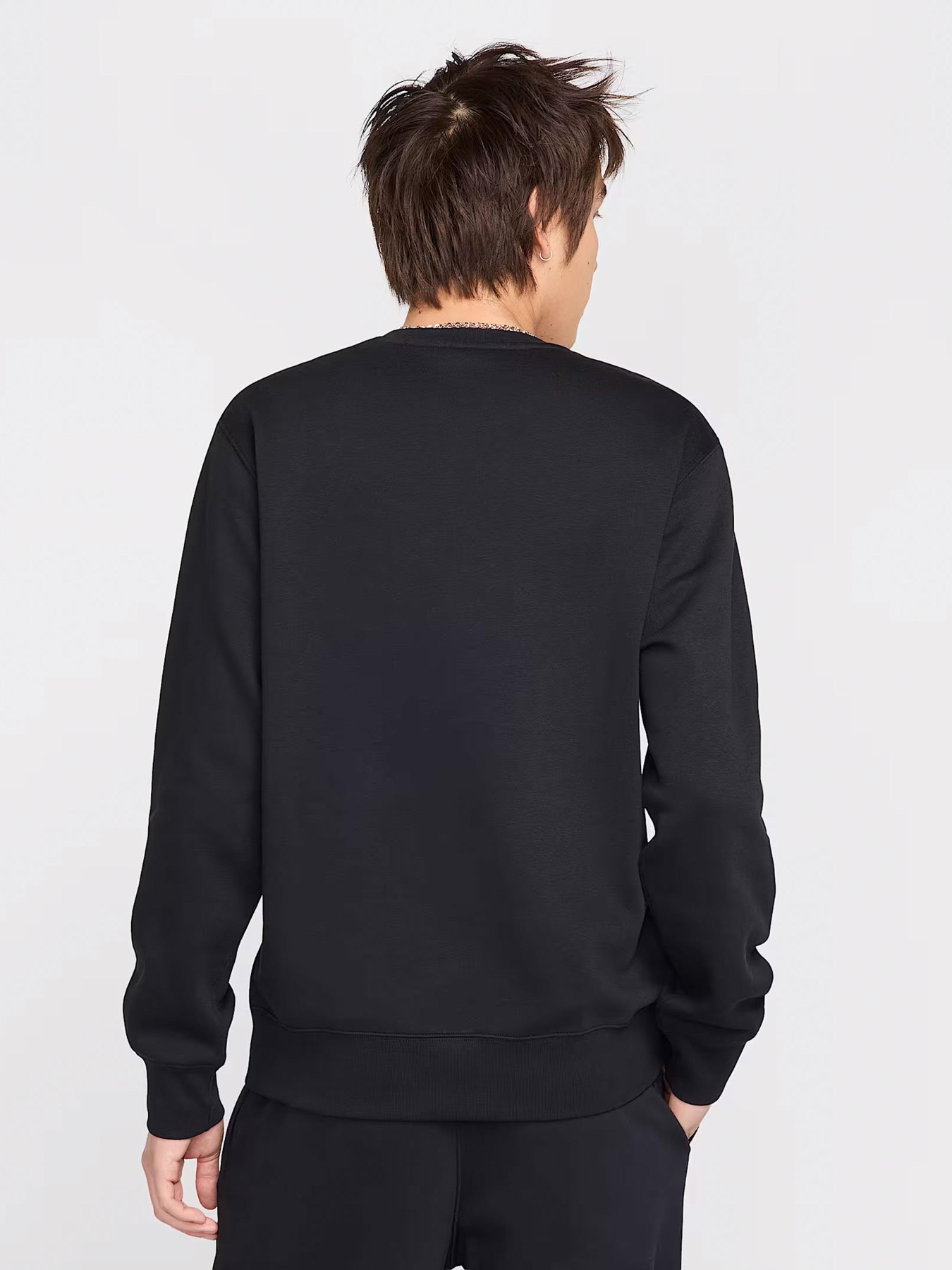 Світшот NIKE CLUB MEN'S FLEECE CREW модель FN3886-010 Світшот NIKE CLUB MEN'S FLEECE CREW модель FN3886-010 Фото