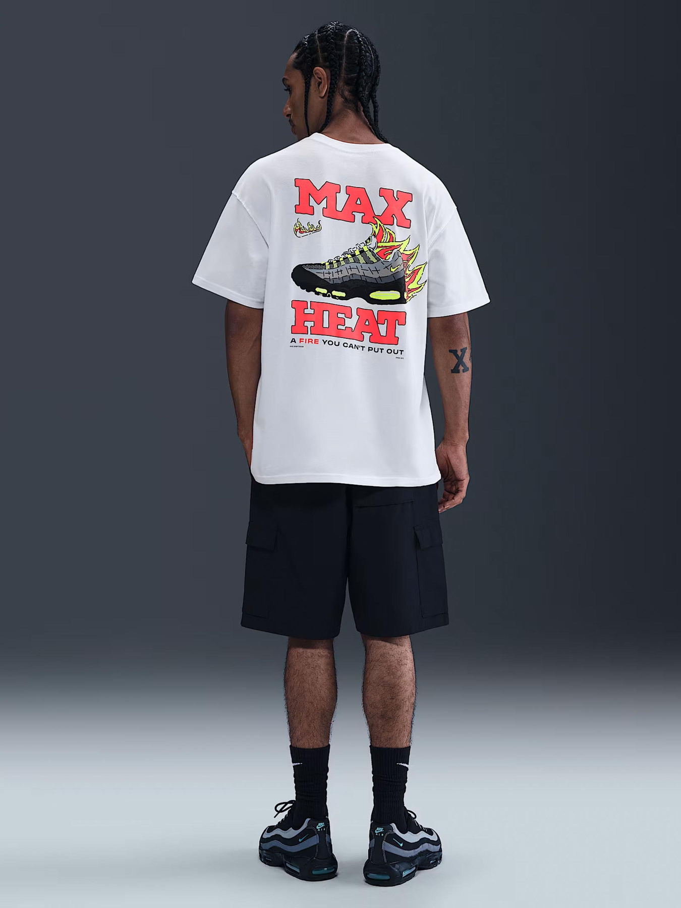 Футболка NIKE AIR MAX 95 модель HQ9256-100 Футболка NIKE AIR MAX 95 модель HQ9256-100 Фото