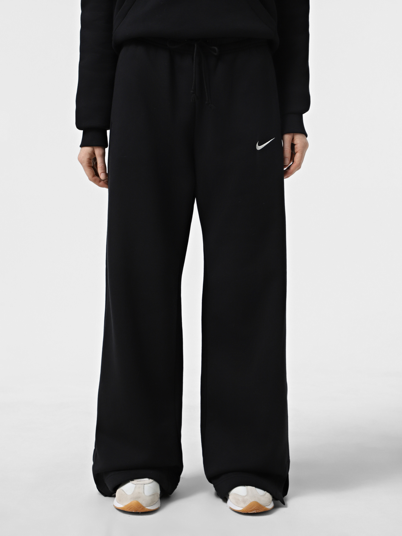 Штаны спортивные NIKE Sportswear Phoenix Fleece модель IH1011-010 Фото