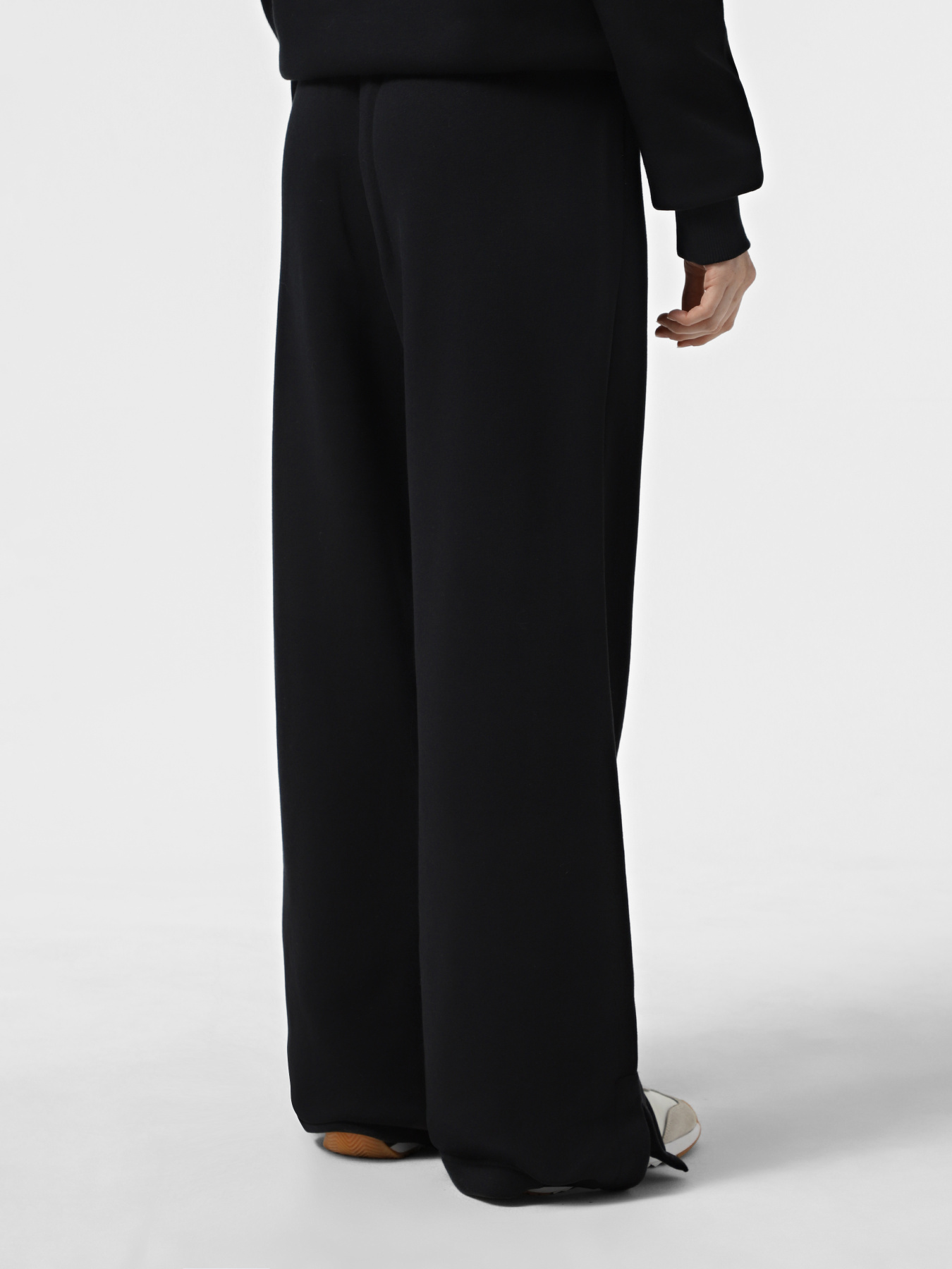 Спортивні штани NIKE SPORTSWEAR PHOENIX FLEECE модель IH1011-010 Фото