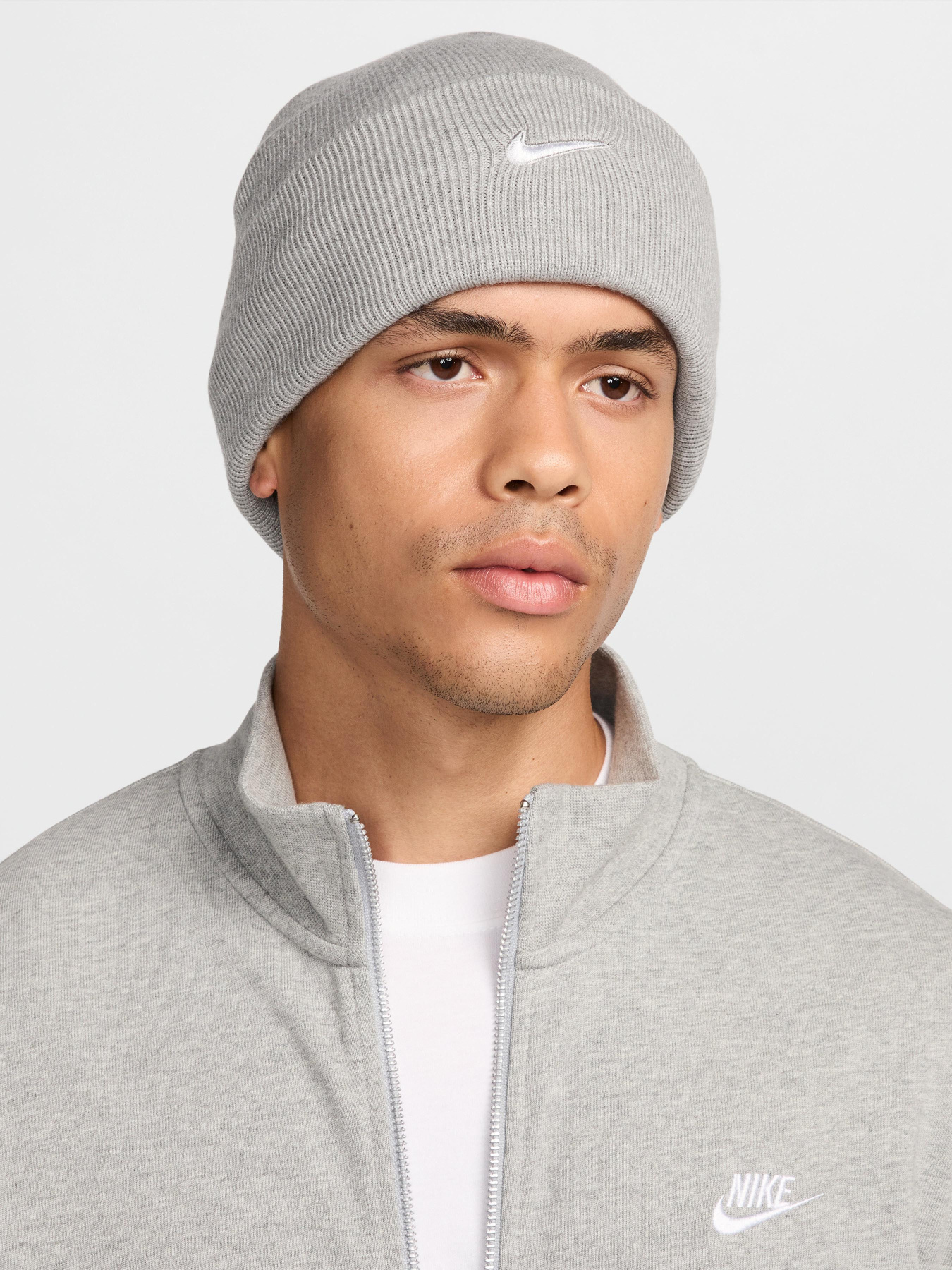 Шапка NIKE PEAK модель HF0187-063 Фото