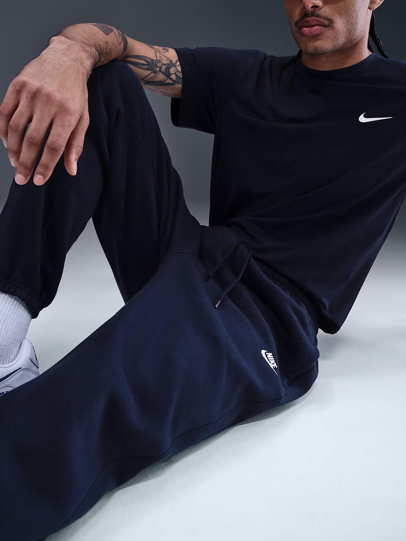 Штаны спортивные NIKE CLUB модель FN3808-451 Фото