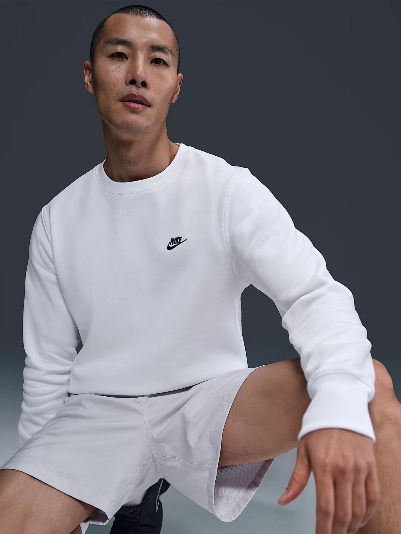 Світшот NIKE Club модель FN3886-100 Фото