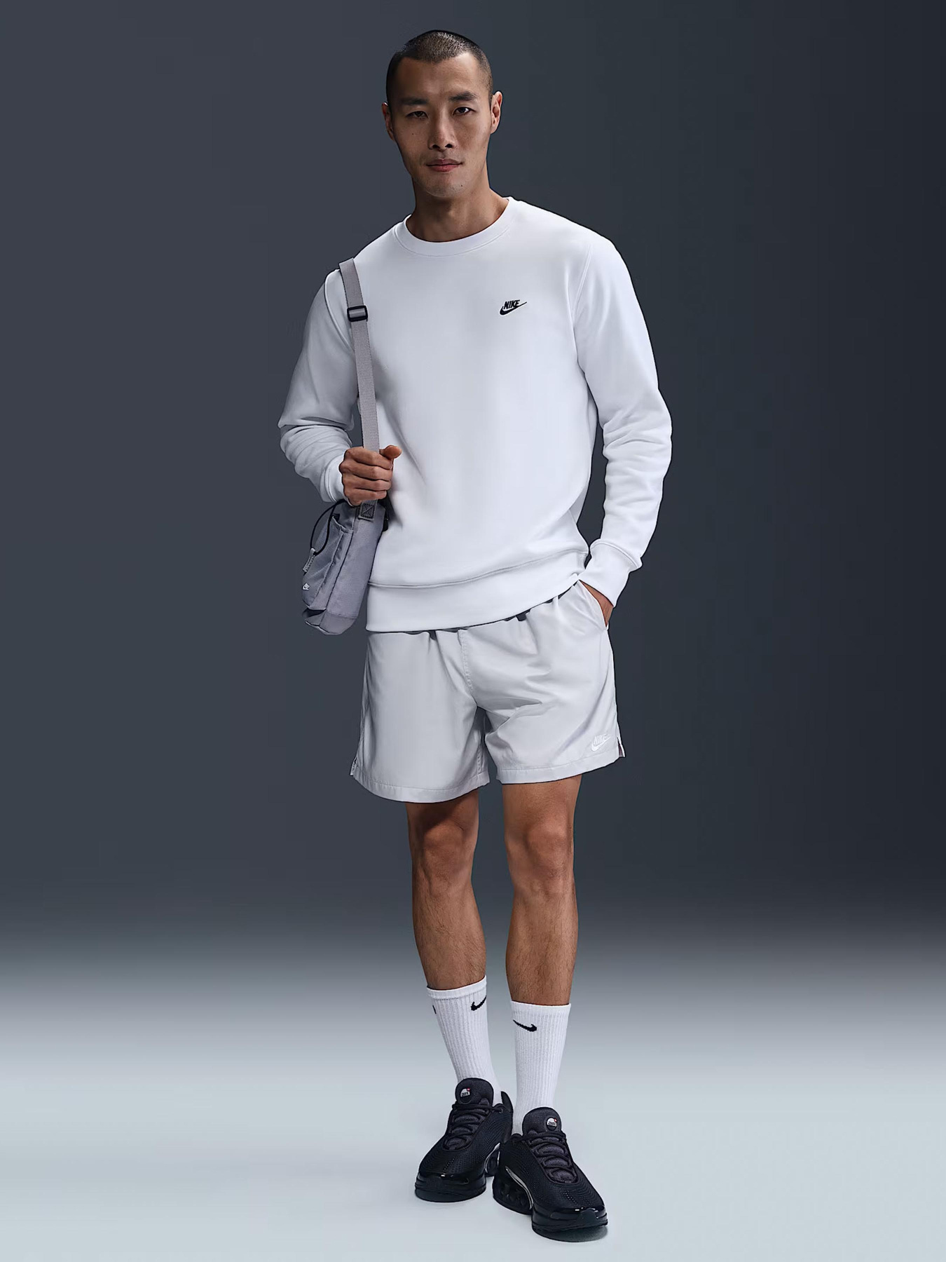 Світшот NIKE Club модель FN3886-100 Фото