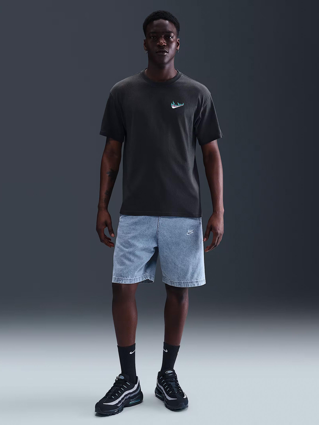 Футболка NIKE SPORTSWEAR MAX 90 модель HQ9256-060 Фото