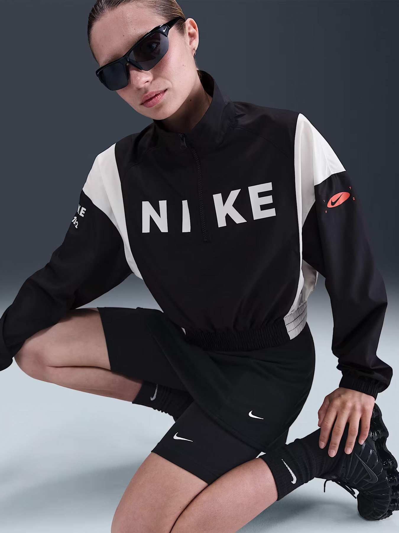 Кофта NIKE Sportswear модель IH8478-010 Фото