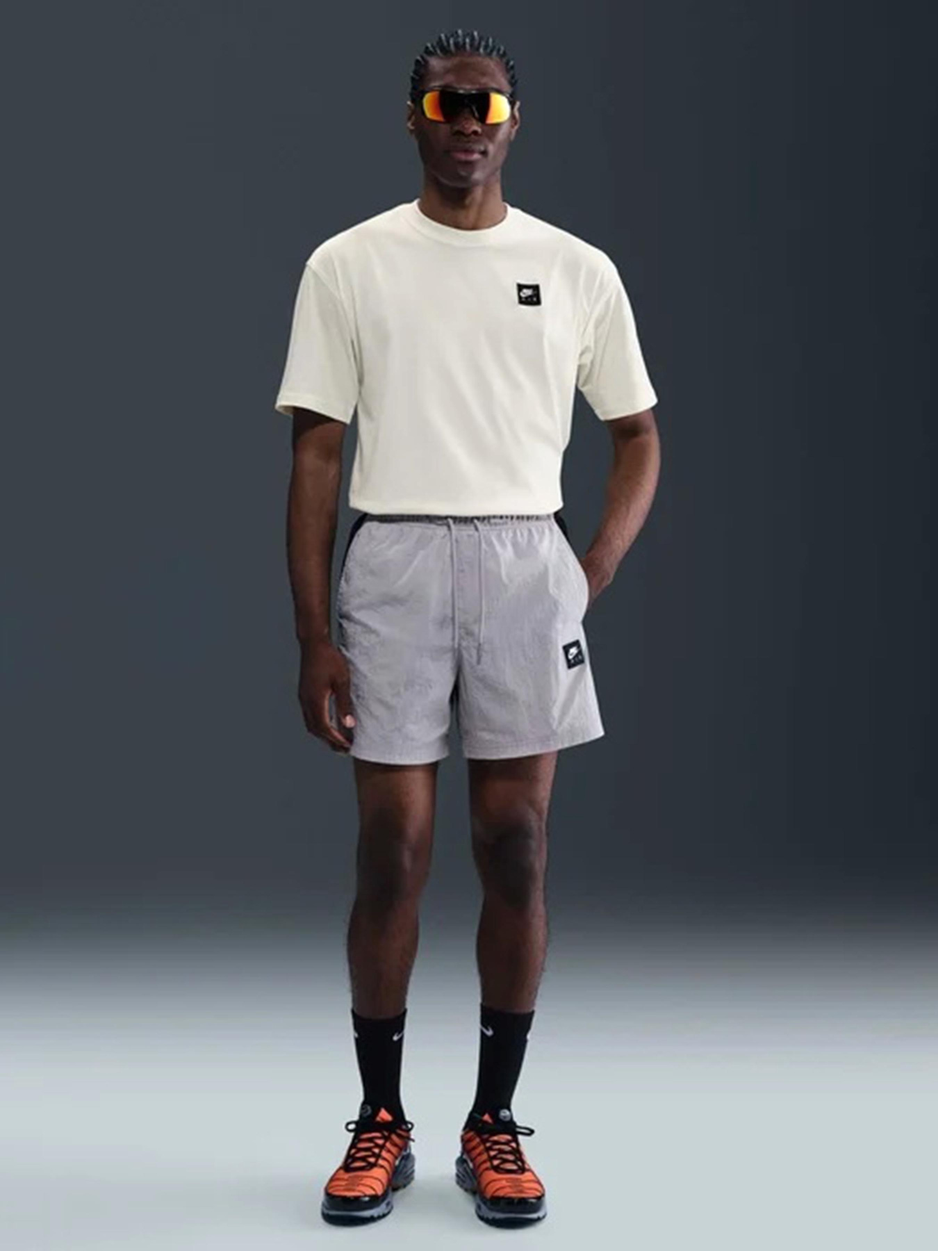 Футболка NIKE M NSW TEE M90 NIKE AIR модель HQ9248-133 Фото