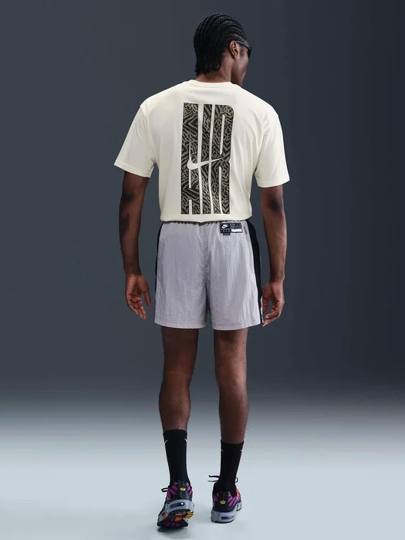 Футболка NIKE M NSW TEE M90 NIKE AIR модель HQ9248-133 Фото