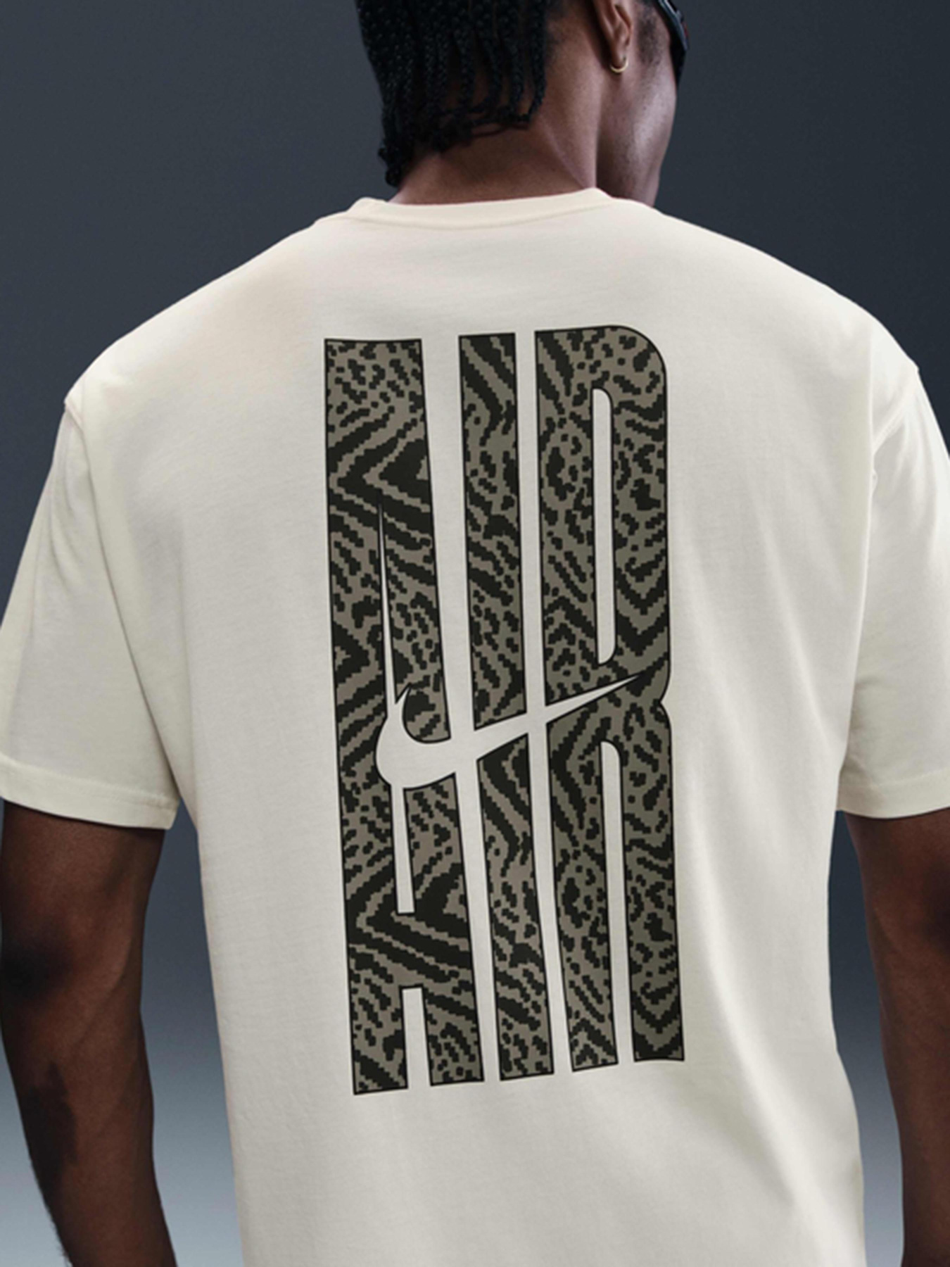 Футболка NIKE M NSW TEE M90 NIKE AIR модель HQ9248-133 Фото