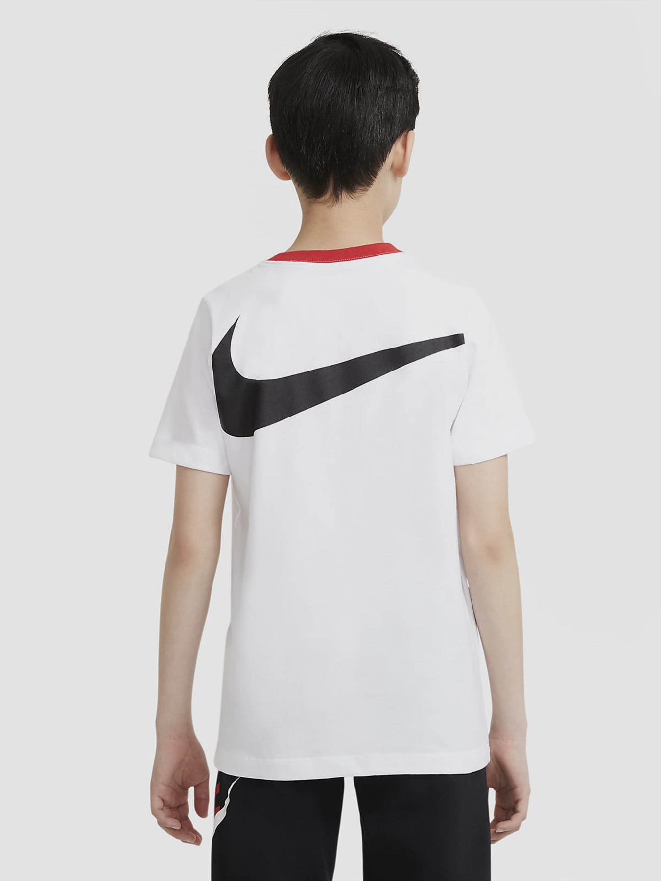 Футболка NIKE Sportswear модель DC7513-100 Фото