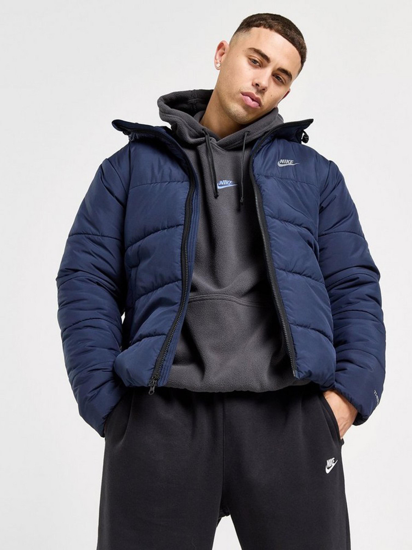 Зимова куртка NIKE NSW OW SYN FILL модель HF6825-451 Фото