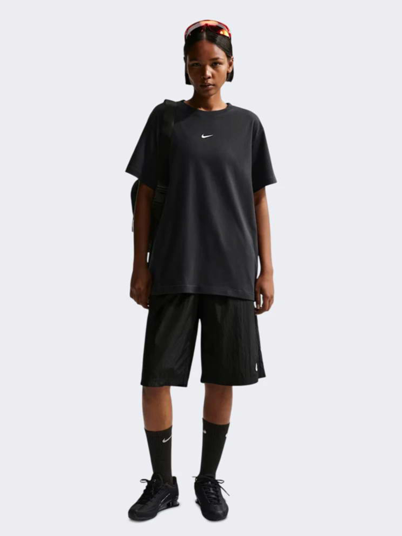 Футболка NIKE NSW CLASSIC SS TEE модель IH7601-010 Фото