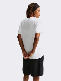 Спортивная футболка NIKE NSW CLASSIC SS TEE модель IH7601-100 Фото