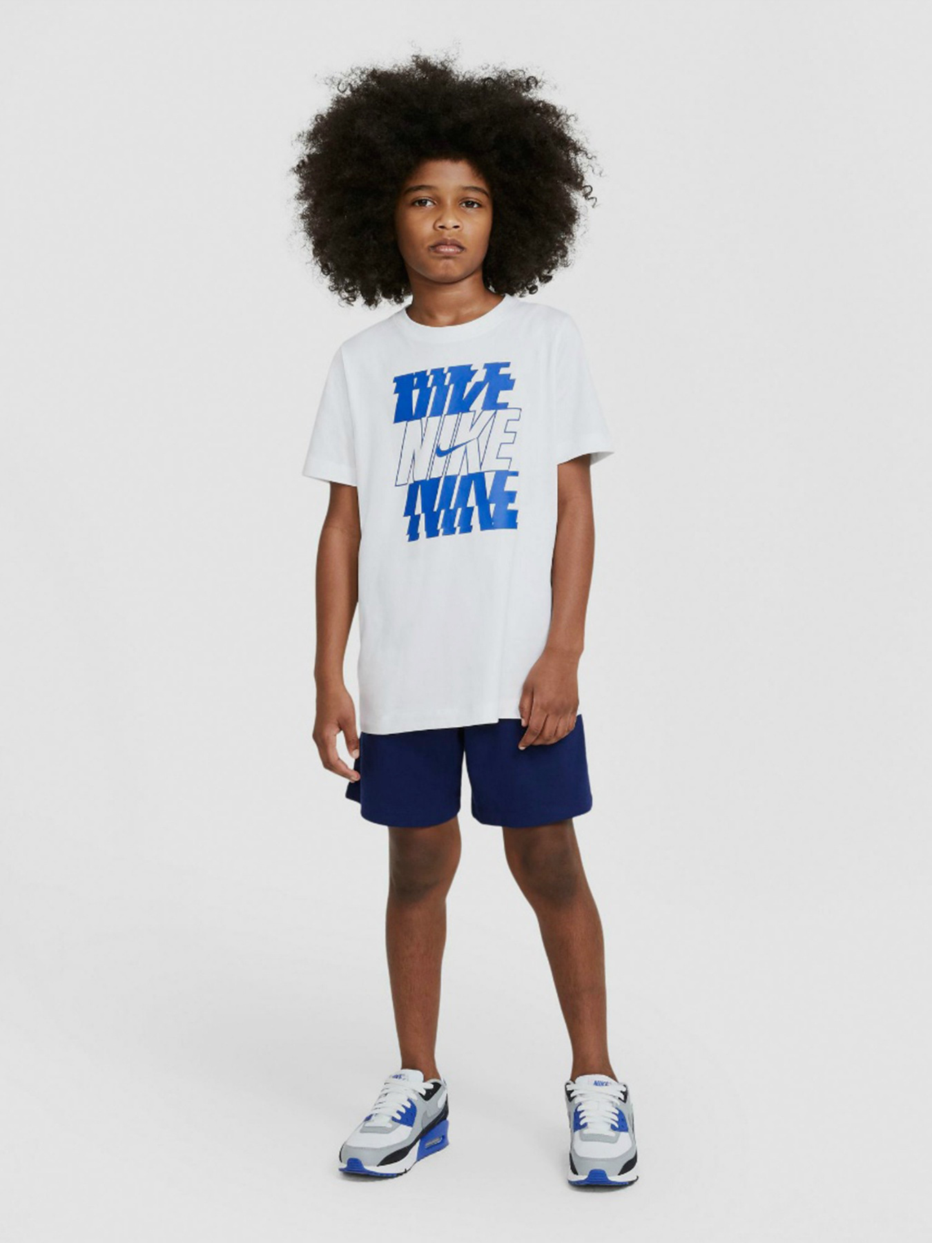 Футболка NIKE Sportswear модель DC7794-100 Фото