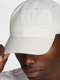 Кепка NIKE CLUB U CB SM SWSH L модель FZ5698-133 Фото