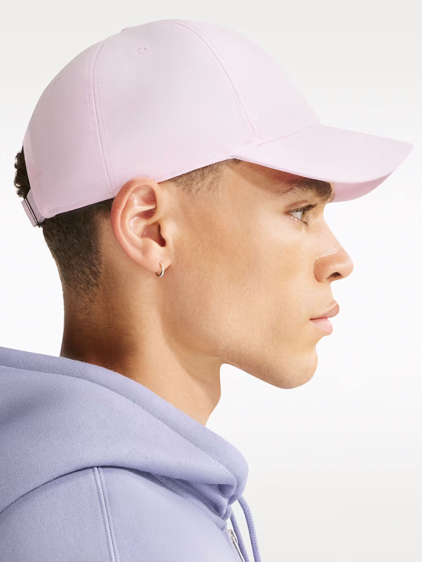 NIKE модель FB5369-663 NIKE модель FB5369-663 Фото