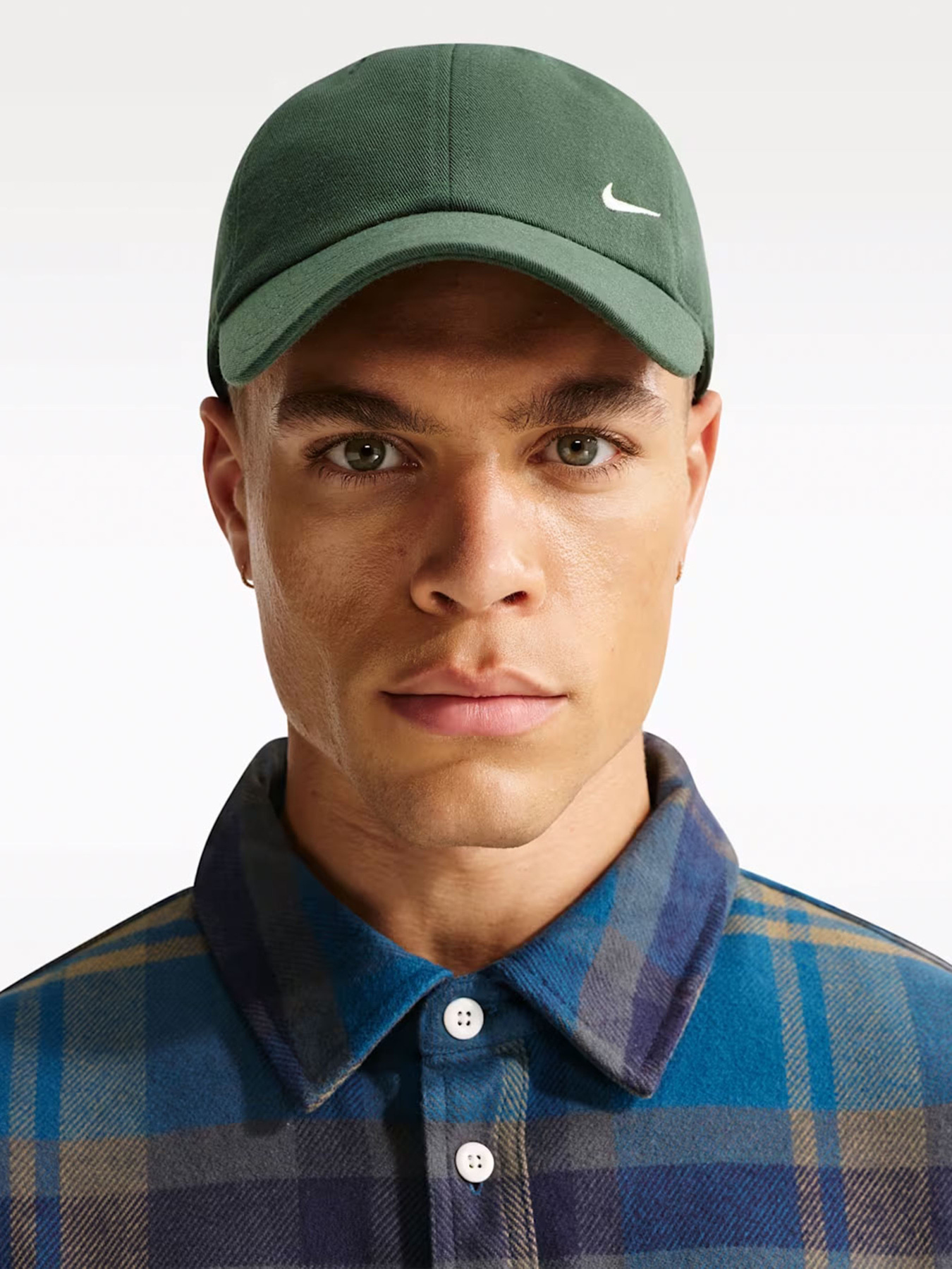 NIKE модель FZ5698-323 NIKE модель FZ5698-323 Фото