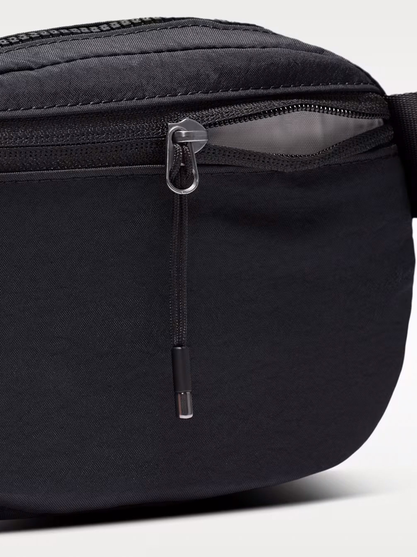 NIKE модель HM6120-013 Фото