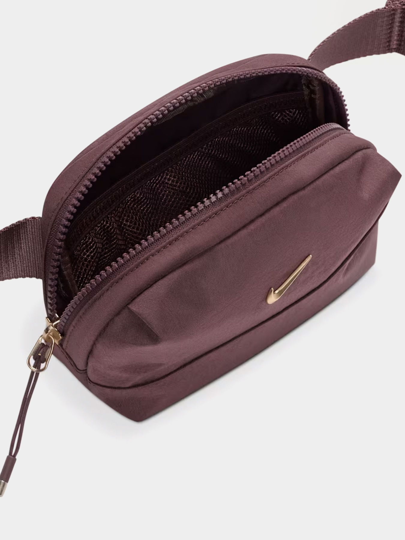 NIKE модель HM6120-502 NIKE модель HM6120-502 Фото