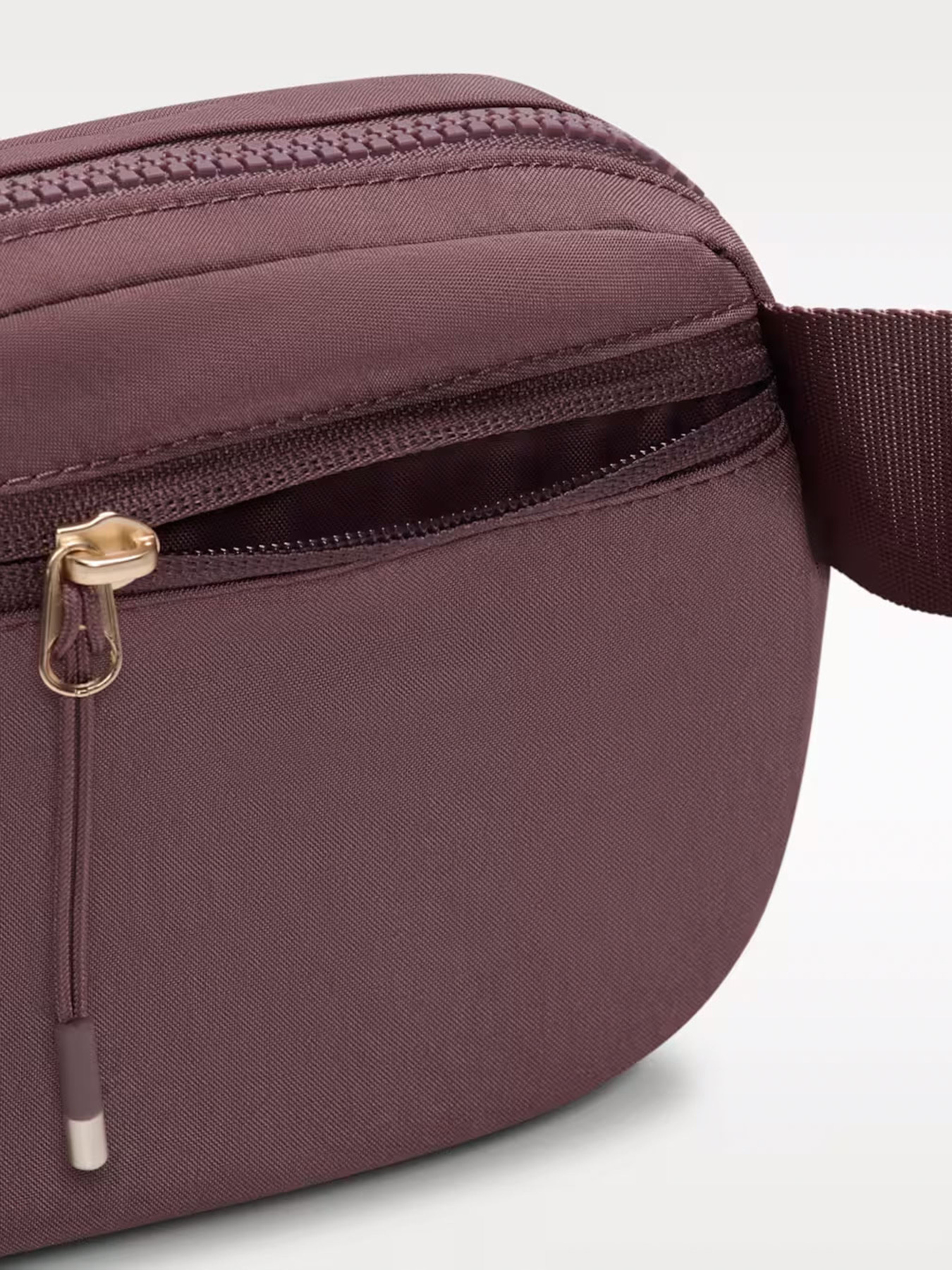 NIKE модель HM6120-502 NIKE модель HM6120-502 Фото