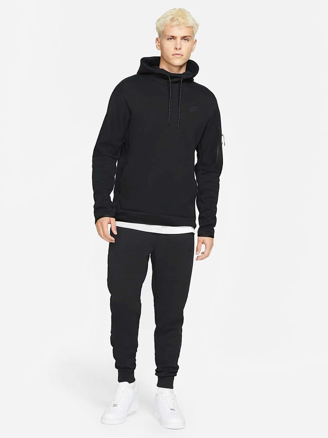 NIKE DD5293-010 модель DD5293-010 NIKE DD5293-010 модель DD5293-010 Фото